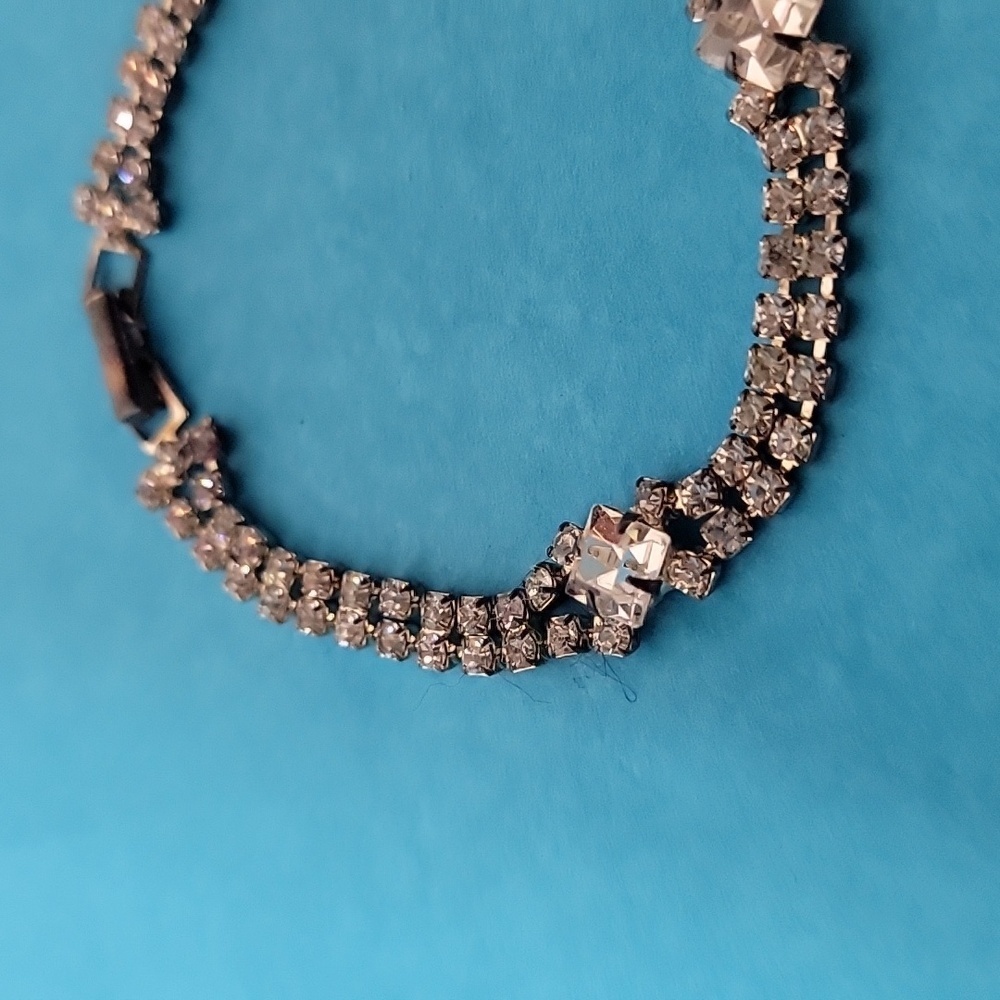 Jeweled Rhinestone Bracelet - Picture 5 of 8